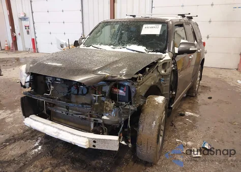 2013 Toyota 4Runner Limited z USA, uszkodzony, nr VIN JTEBU5JR6D5149752